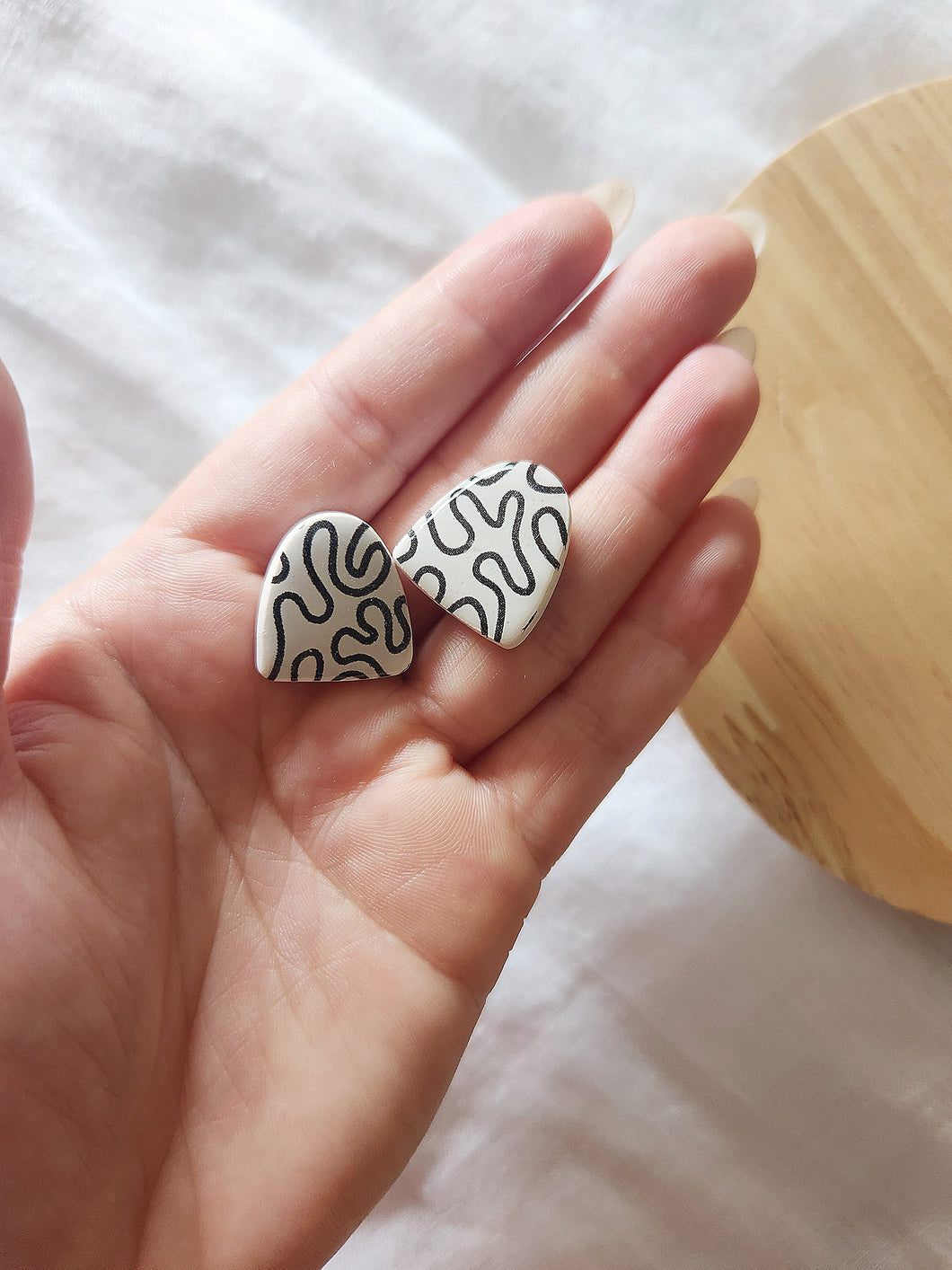 Swirl Studs