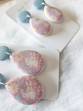 Load image into Gallery viewer, Easter - TEAR DROP
